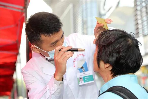 我院参加2021年“服务百姓健康行动”大型义诊活动